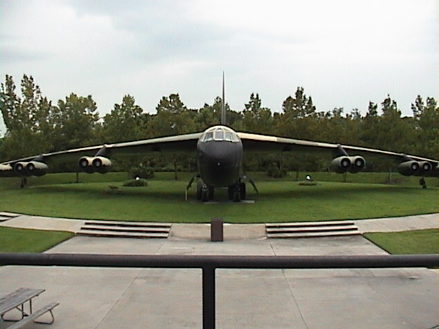 B-52_mempark_frontal_view.JPG