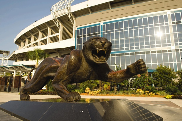 Jvl-Alltel-Jaguar-Statue.jpg