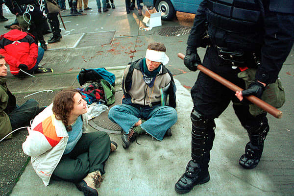 41372351-SS_Americas_Most_Destructive_Riots_Seattle_1999.jpg