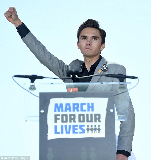 4A8356ED00000578-5541797-David_Hogg_17_finishes_his_speech_at_the_March_For_Our_Lives_eve-a-36_1521996359557.jpg