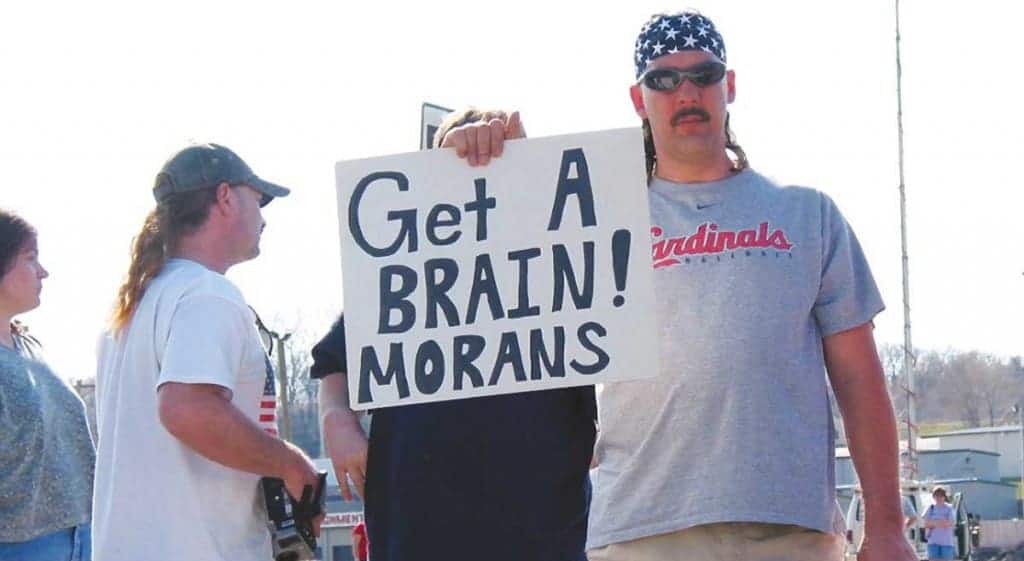 10-ironic-and-hilariously-misspelled-protest-signs-1.jpg